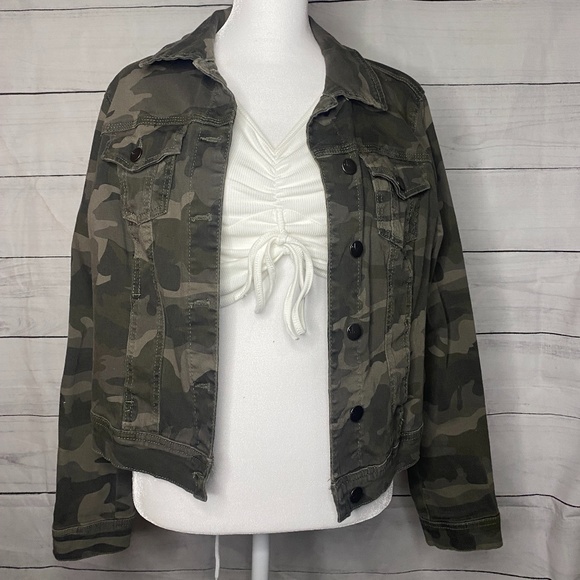 Jean Jacket - Picture 2 of 3